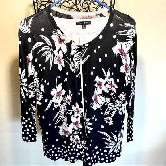 SARA MICHELLE SILKY WHITE BLOUSE WITH METALLIC SILVER PINSTRIPES S NWOT - Picture 4 of 13